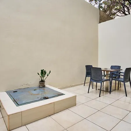 Modern Ground Floor Unit St Julians * Sliema