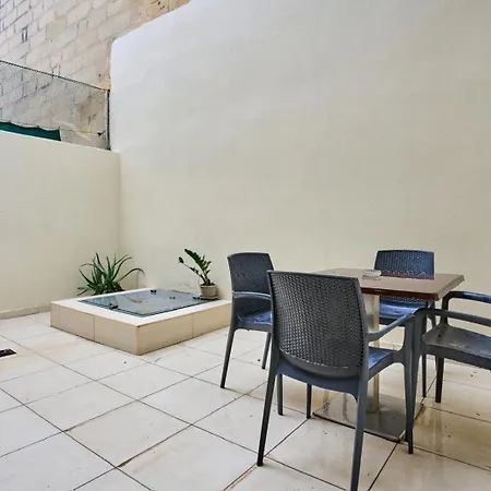 Modern Ground Floor Unit St Julians * Sliema